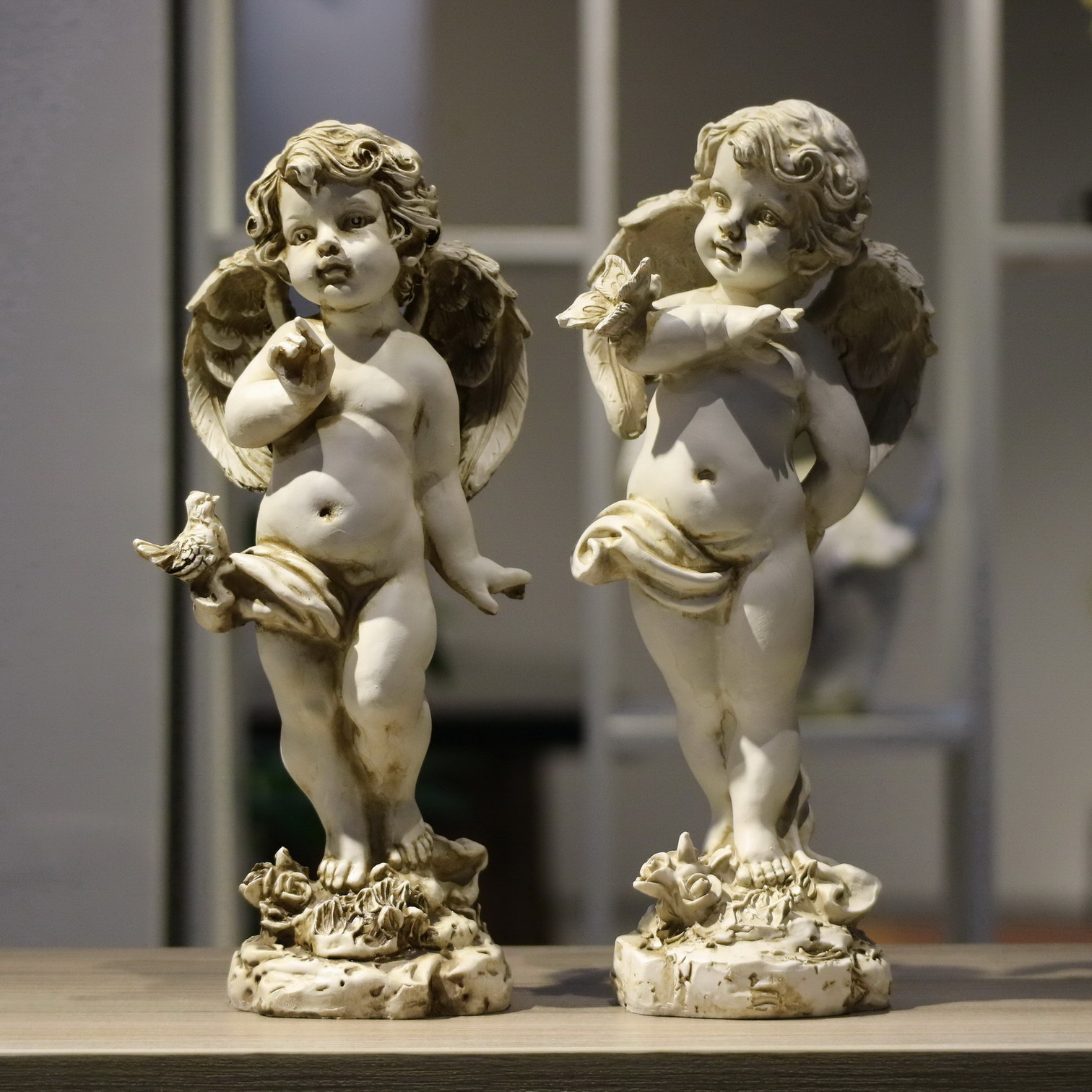 Resin Art Gift For Wedding - รูปปั้นนางฟ้าเรซิ่นสไตล์เรโทร 29 ซม. ของตกแต่งบ้าน ของตกแต่งสวน งานศิลปะ