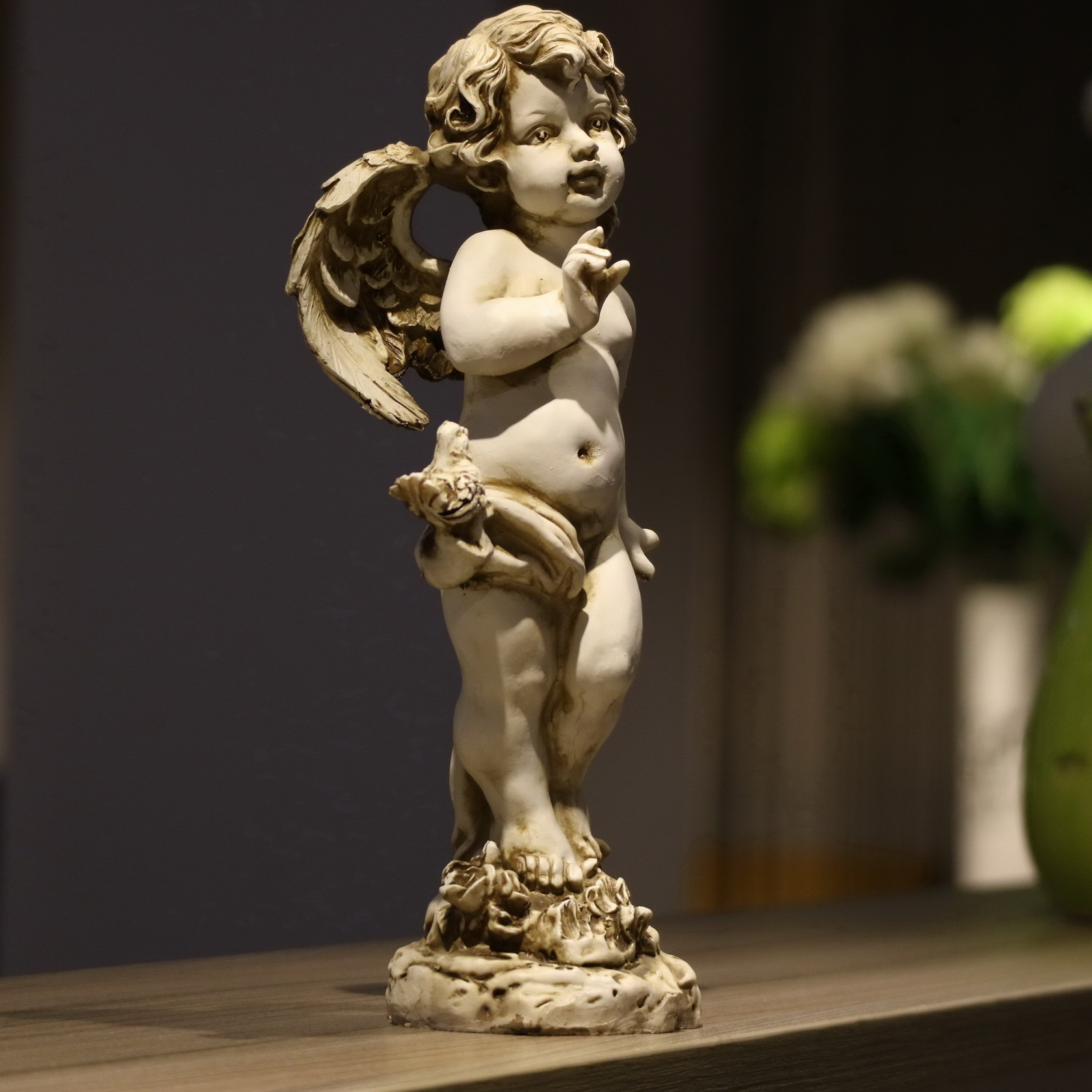 รูปปั้นนางฟ้าเรซิ่นสไตล์เรโทร  - Resin Art Gift For Wedding บทวิจารณ์และราคา