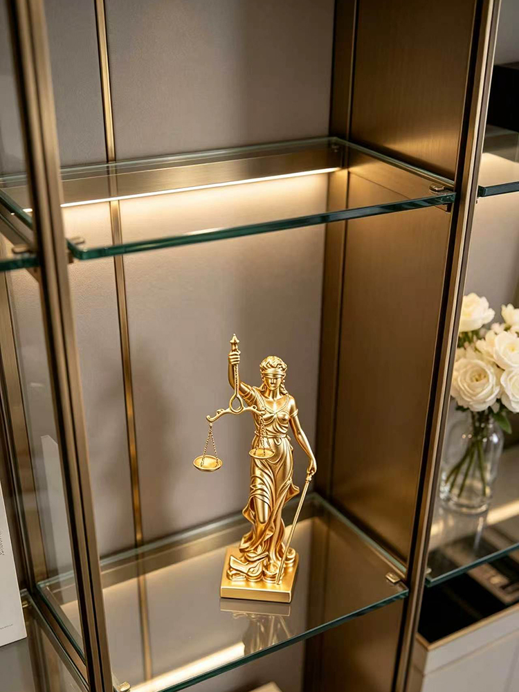 รูปปั้นทองคำหรูหราแห่งความยุติ - Resin Art For Anniversary Gift บทวิจารณ์และราคา